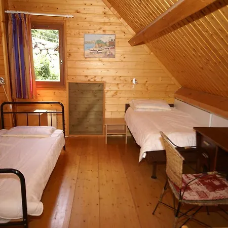 Alpstuga Chalet Du Foret Beaulieu (Cantal)